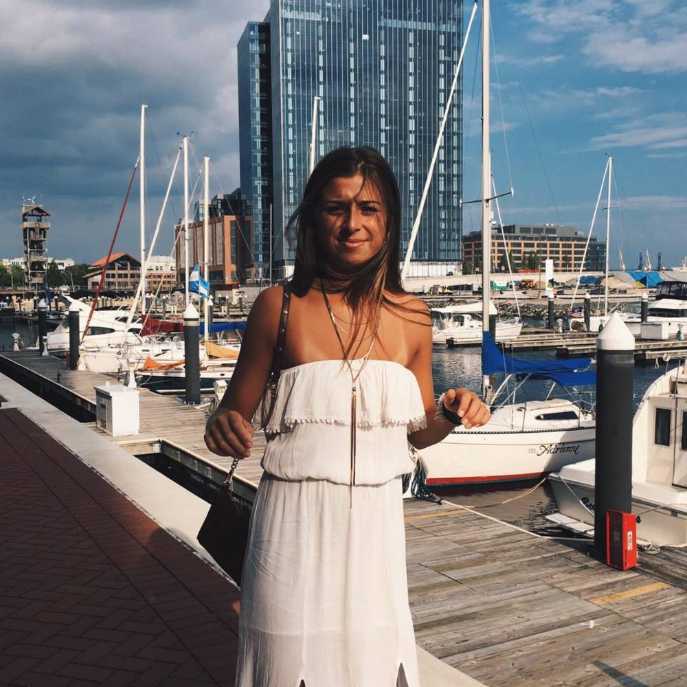 Meet your Posher, Sophia